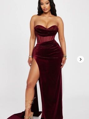 Fashion Nova Strapless Burgundy Velvet Corset Gown with High Slit